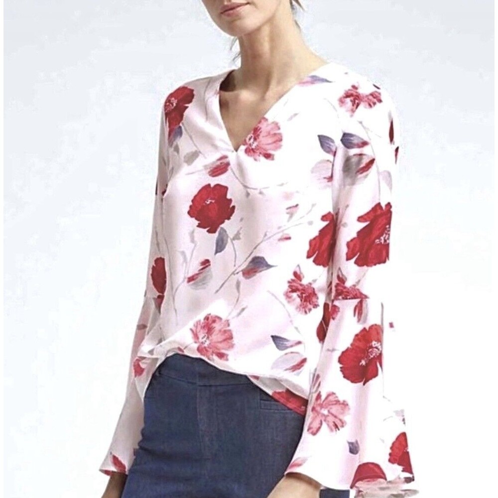 BANANA REPUBLIC White Floral Top V Neck Chiffon Dramatic Bell Sleeves Women’s M